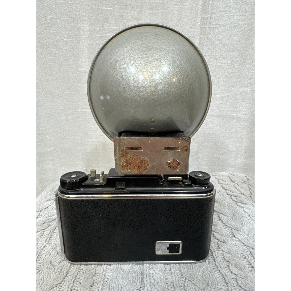 Vintage Pho-Tak Foldex 20 Folding Camera 105mm Octvar Lens with Flash Unit USA - Picture 6 of 9
